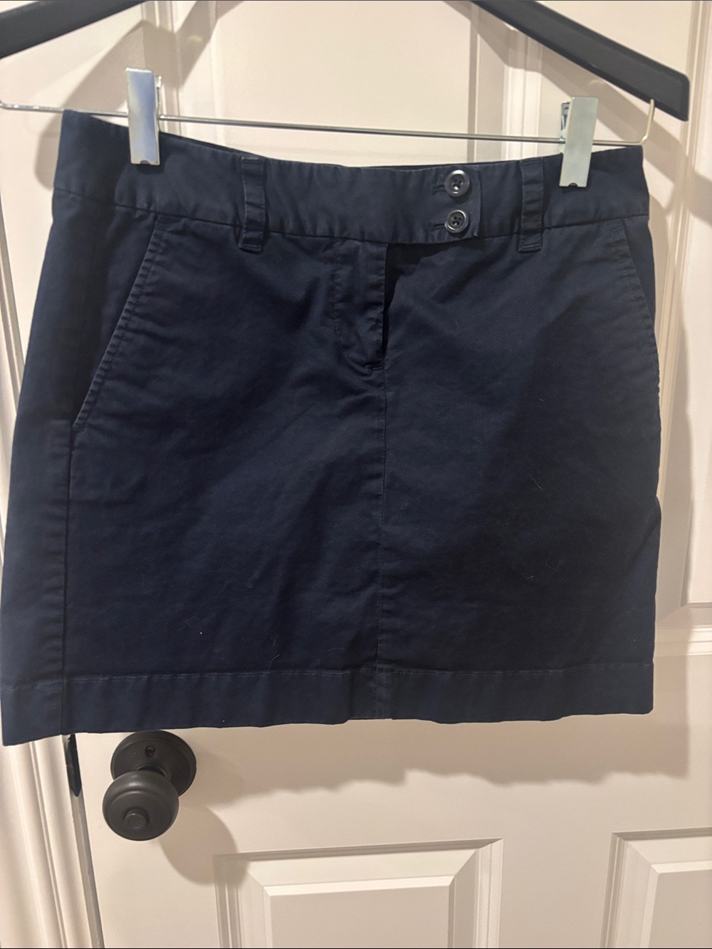 Vineyard Vines Navy Cotton Mini Skirt with Dual Button Waist